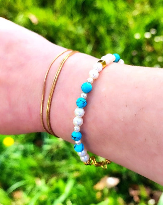 Bracelet Fantaisie en perles d'eau douce et pierres naturelles de Turquoise