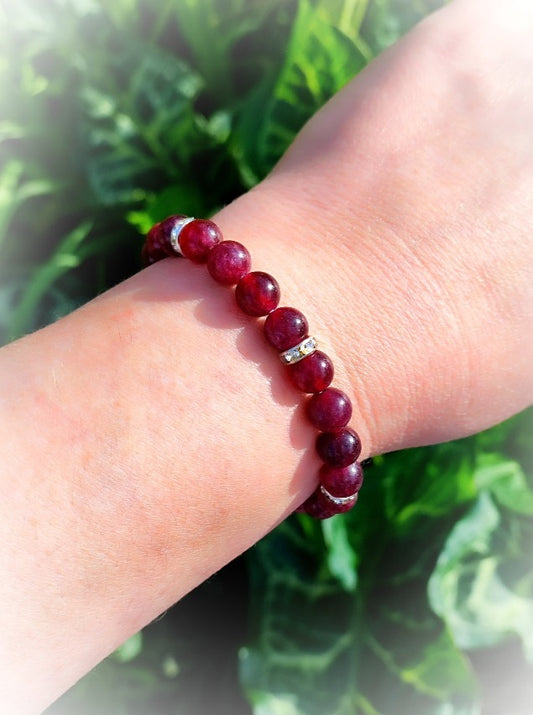 Bracelet en perles de pierres naturelles de Grenat rouge